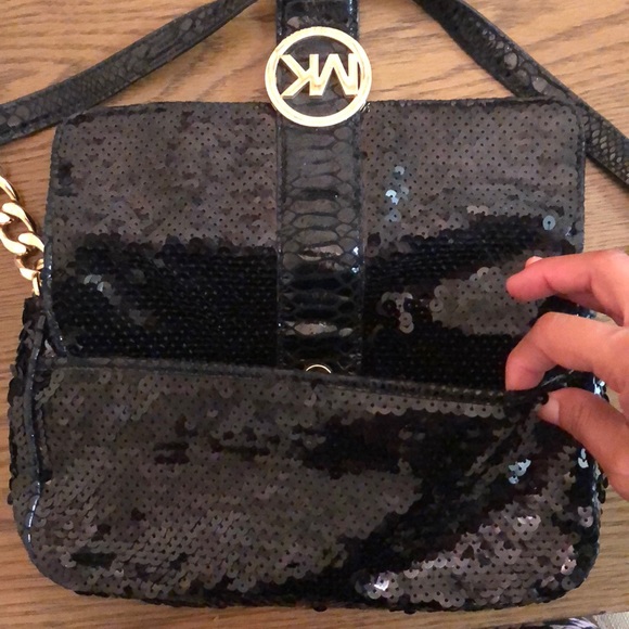 Sequin Michael Kors purse - Picture 5 of 7